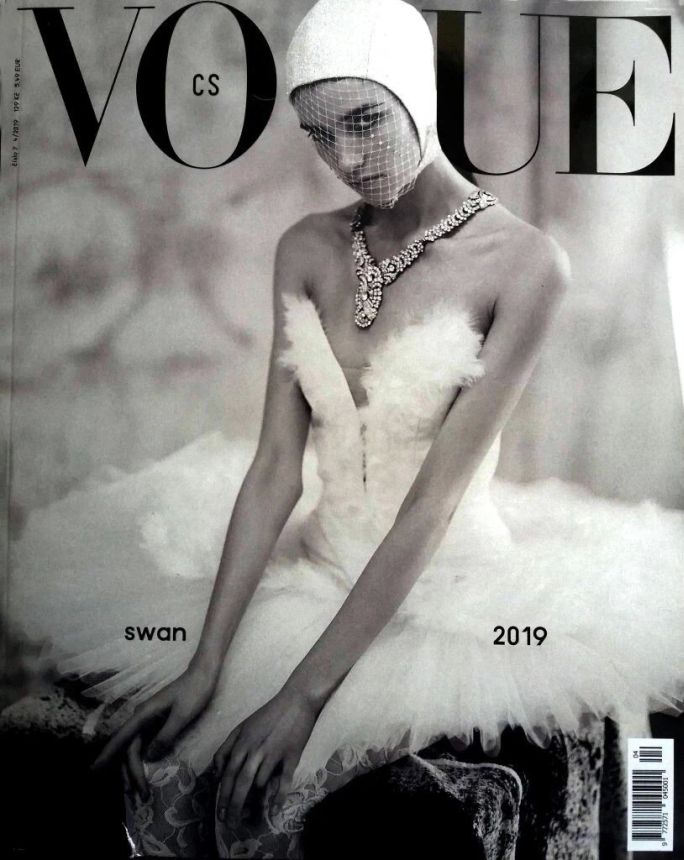 VOGUE CZECH magazine side cover  April 2019