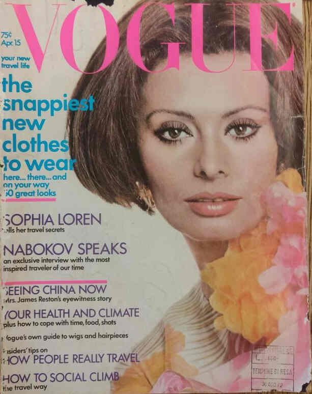 VOGUE USA magazine side cover 15 April 1972