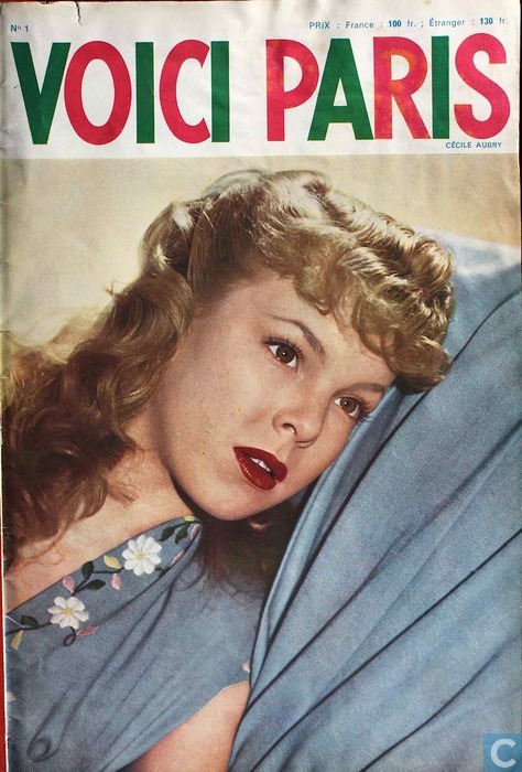 VOICI PARIS magazine side cover Issue 1  1952