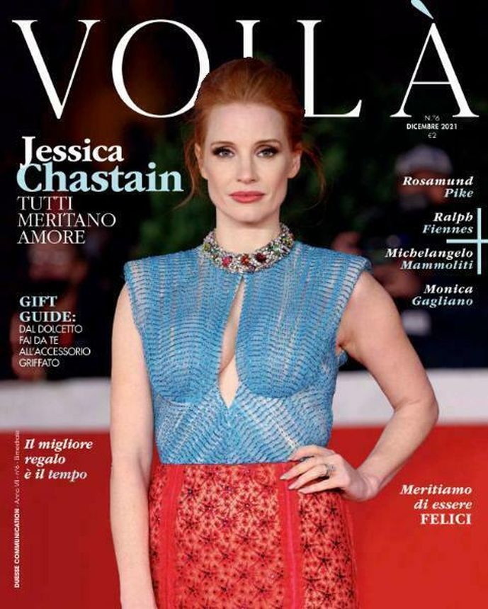 VOILA (ITALY) magazine side cover  December 2021