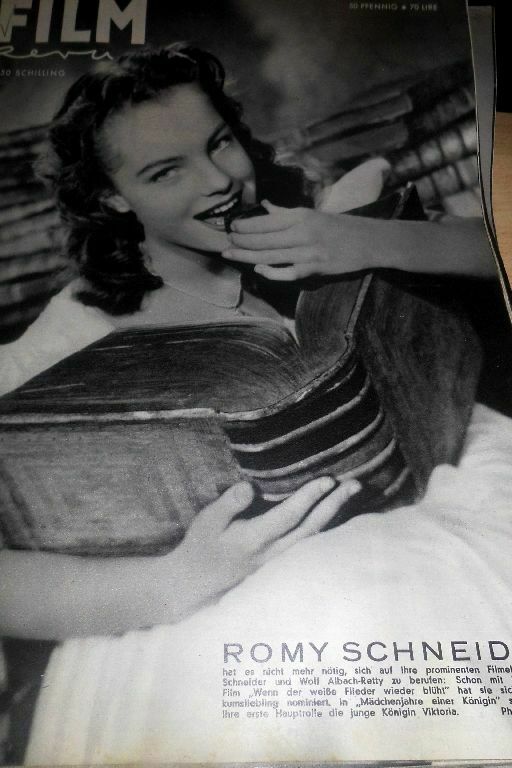 WIENER FILM REVUE magazine side cover Issue 25   1954