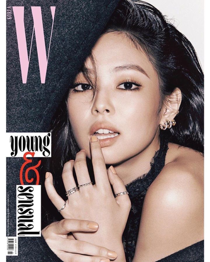 W MAGAZINE KOREA magazine side cover  November 2018