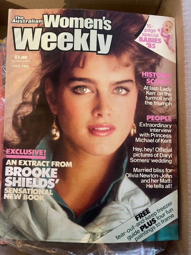 AUSTRALIAN WOMENS WEEKLY magazine side cover  July 1985