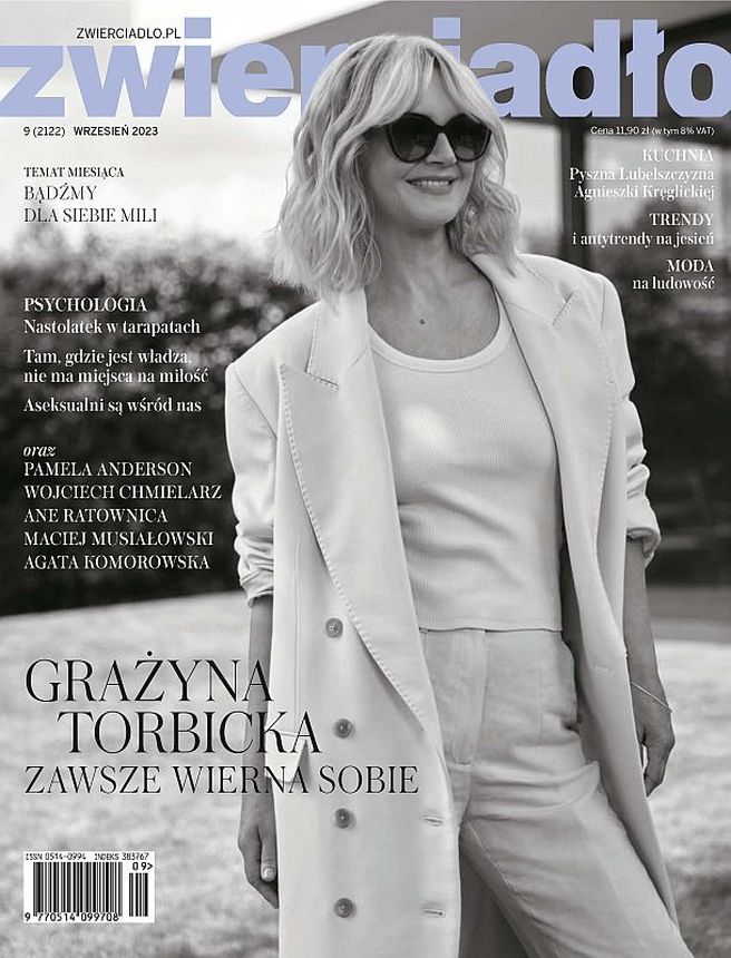 ZWIERCIADLO magazine side cover  September 2023